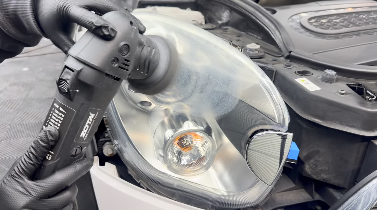 車の傷修復サービスのご案内