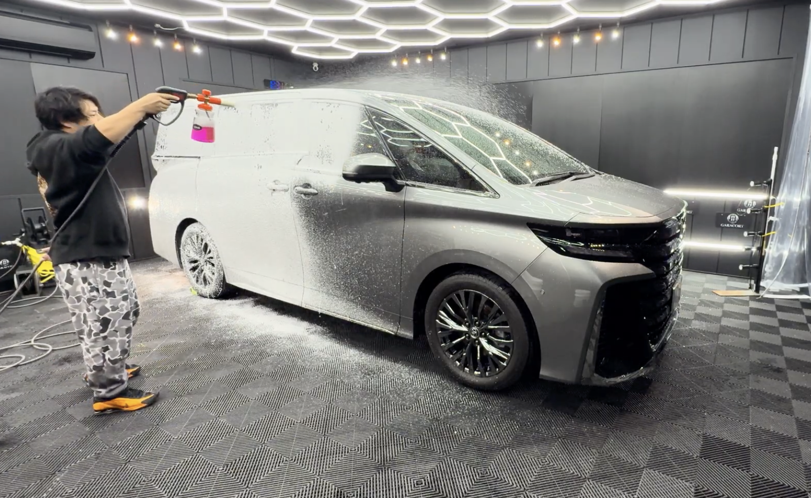 熊谷で愛車を守るカーコーティング！プロが施す高品質な保護を体験しよう。